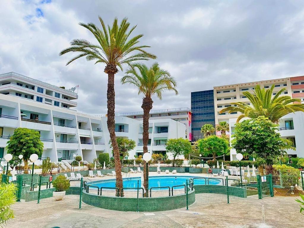 Optimist Playa De Las Americas Apartment Bagian luar foto